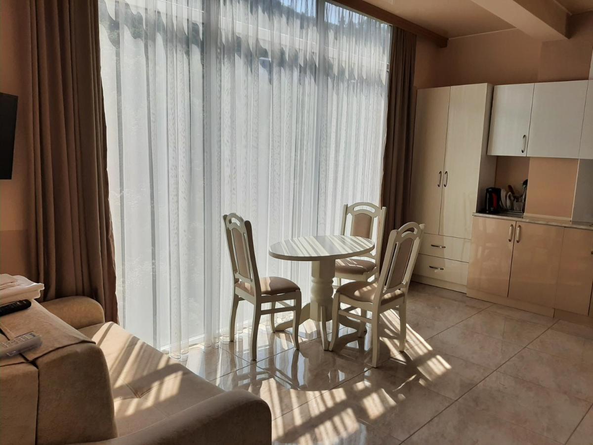 Hotel Giorgi Kvariati Extérieur photo